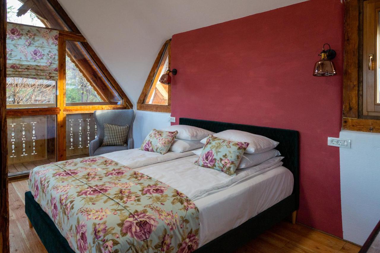 Casele Cu Stuf B&B Haus Ulrike Sălicea 外观 照片