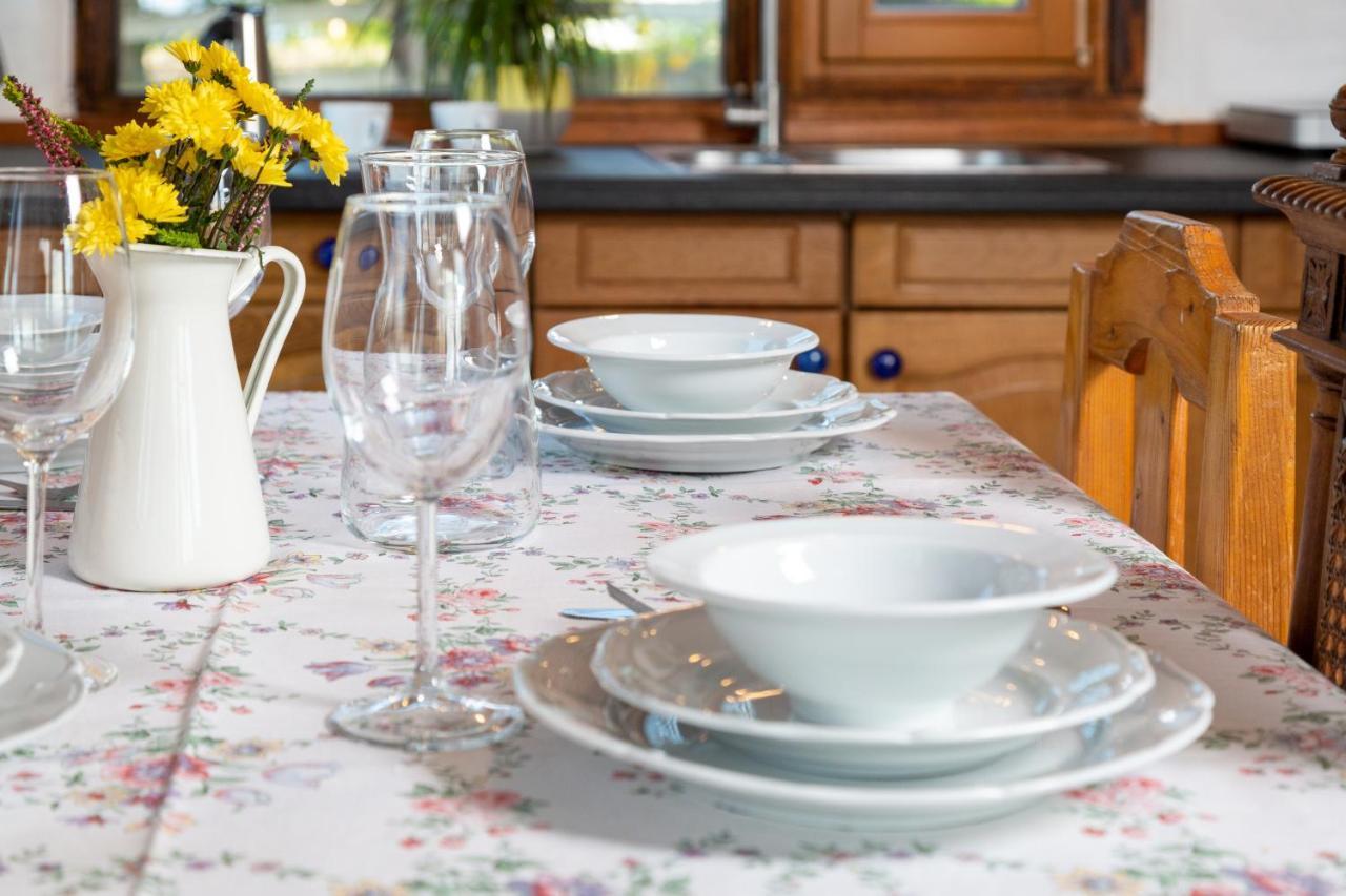 Casele Cu Stuf B&B Haus Ulrike Sălicea 外观 照片